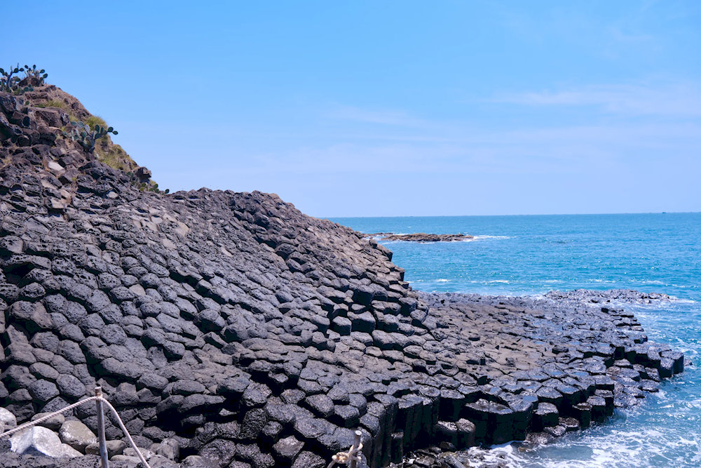 Cảnh quan độc đáo của Gành Đá Đĩa